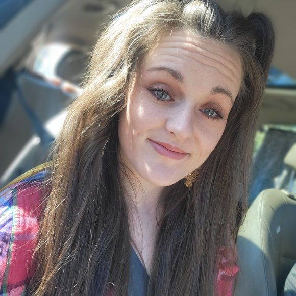 Meet your Posher, Tessa - Picture 4 of 16